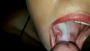 Cock sucking with a great discharge of semen in susy's mouth.