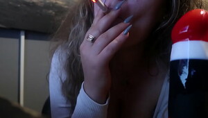 hey BABE im PRATING BLOWJOB dildo while SMOKE a cigarette!!! im doing good???