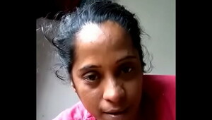 Kochi lady gives blowjob black dick