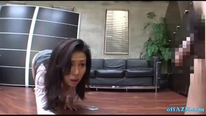 Office Lady Giving Blowjob For Guy Cum To Mouth In The Office