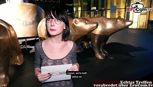 German student makes sex meetings in Berlin on the street